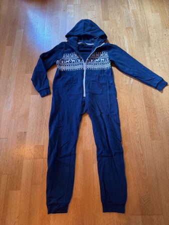Warmer Overall mit Rentier-Muster, Grösse 158, Top Zustand