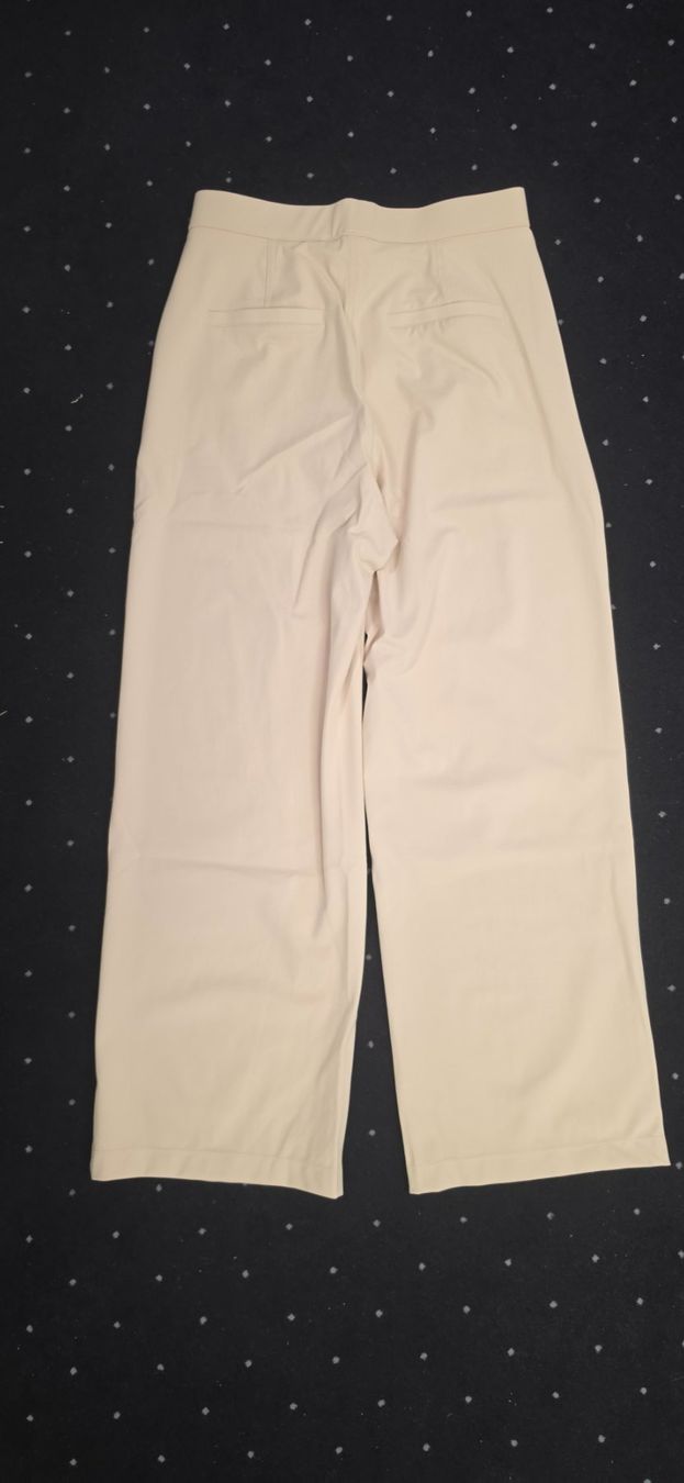 Halara Pantaloni: Halara Flex DayStretch Sweatpants / Hose – Nuovo (secondo la descrizione) da Willerzell venduto da Nox4you 1