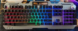 Gaming Tastatur GX810, mechanisch mit RGB - Top Zustand!