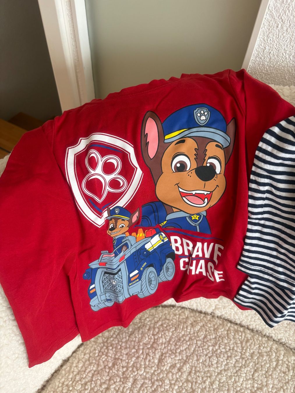 C&A Lotti & Set di vestiti: Set Pullover Paw Patrol gr 104 blau rot grau – Usato da Biel-Bienne venduto da Roserosse13 2