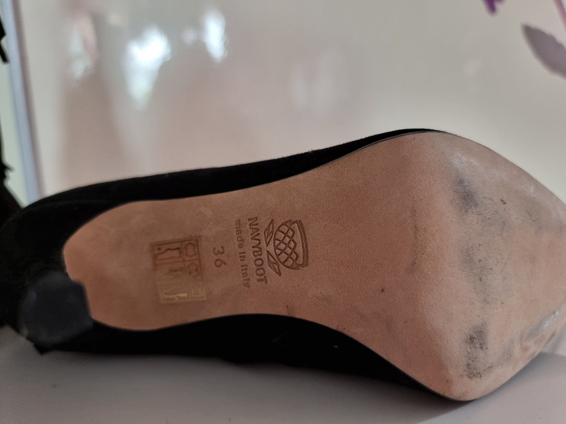 Navyboot Scarpe da donna: Bottine Navyboot en daim noir pointure 36 neuve – Nuovo (secondo la descrizione) da lausanne venduto da mariamimib 3