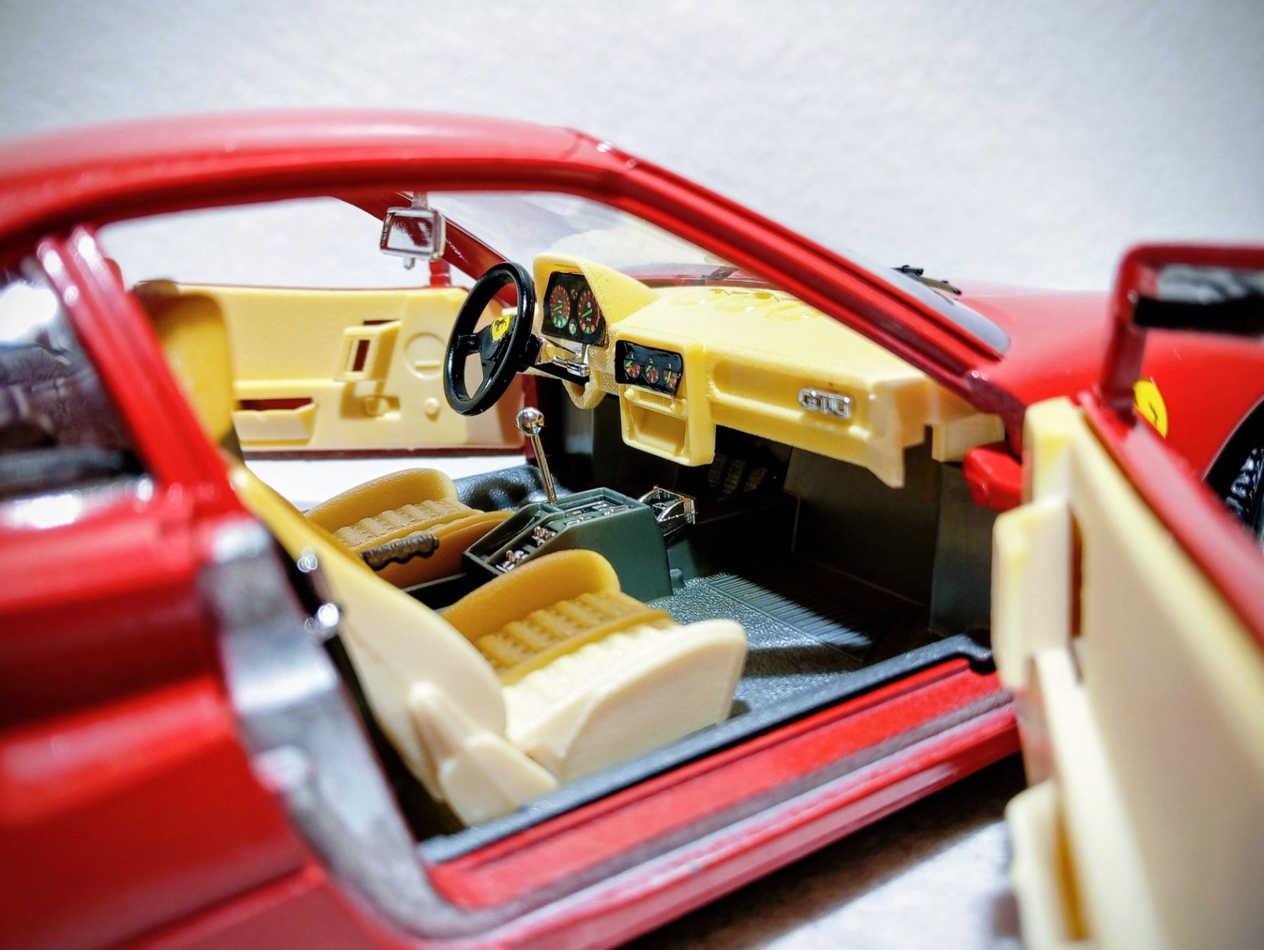 Ferrari Modellini d'auto: Ferrari GTO 1984 – Nuovo (secondo la descrizione) da Huttwil venduto da Secondtrain 6