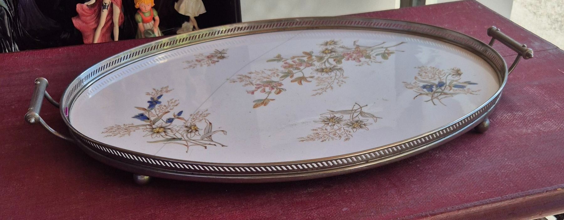 Set di piatti: Jugendstil-Blumentablett in Wächtersbach – Usato da Bern venduto da Yunkom