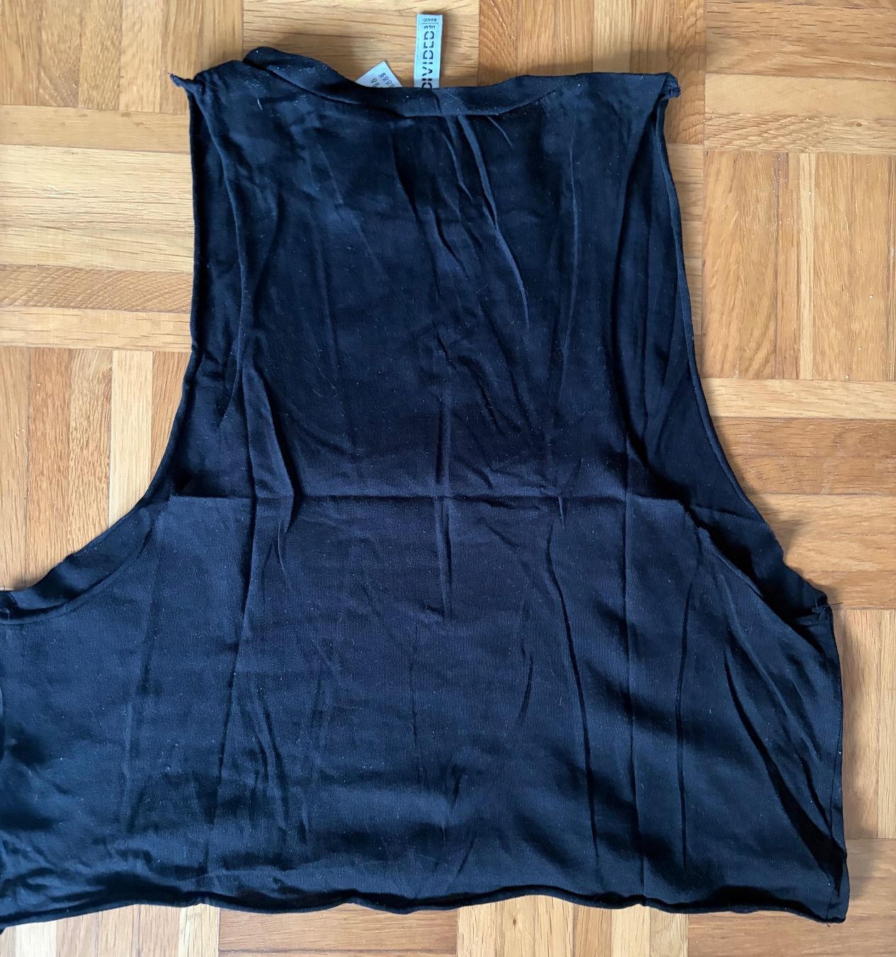 T-shirt: Damen  T-Shirt, Gr. S – Usato da Adliswil venduto da Myxin 1