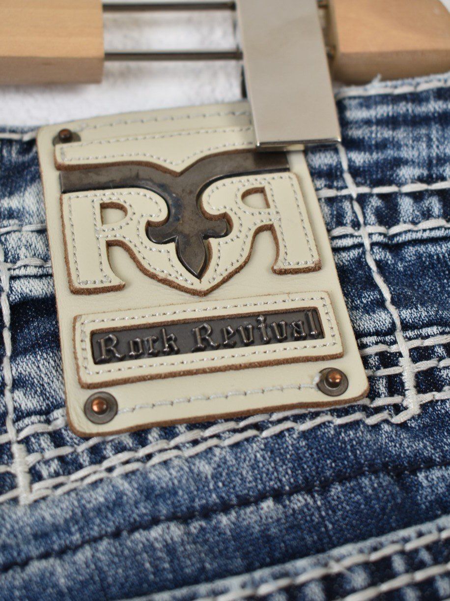Jeans: Rock Revival Jeans Shorts, Gr.W38 – Gebraucht aus Nürensdorf von 2ND_STORY 4