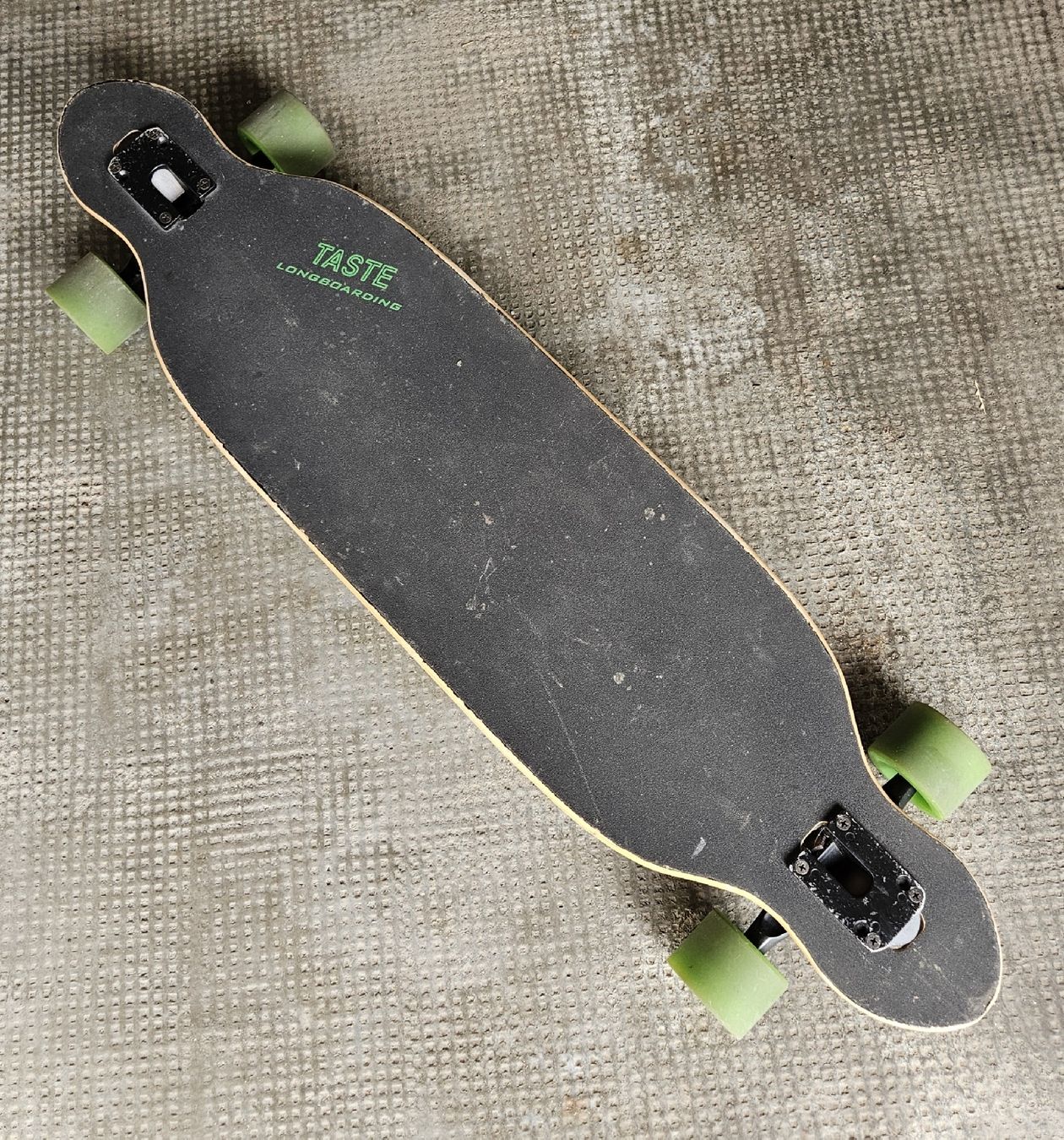 Skateboards: longboard Taste – Usato da Tramelan venduto da Vipers1 1