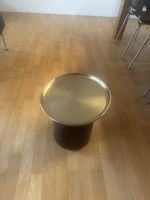 Schiefes Design-Tischchen „Pisa Style“ Beistelltischchen