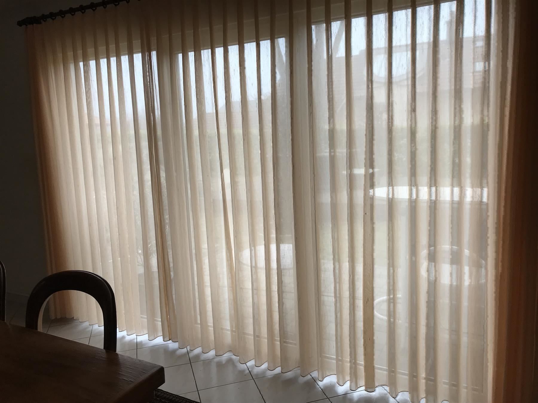 Tende: Grosses Vorhängen Set 8 Stk. total 30m. – Usato da Cormagens venduto da Bonsai111