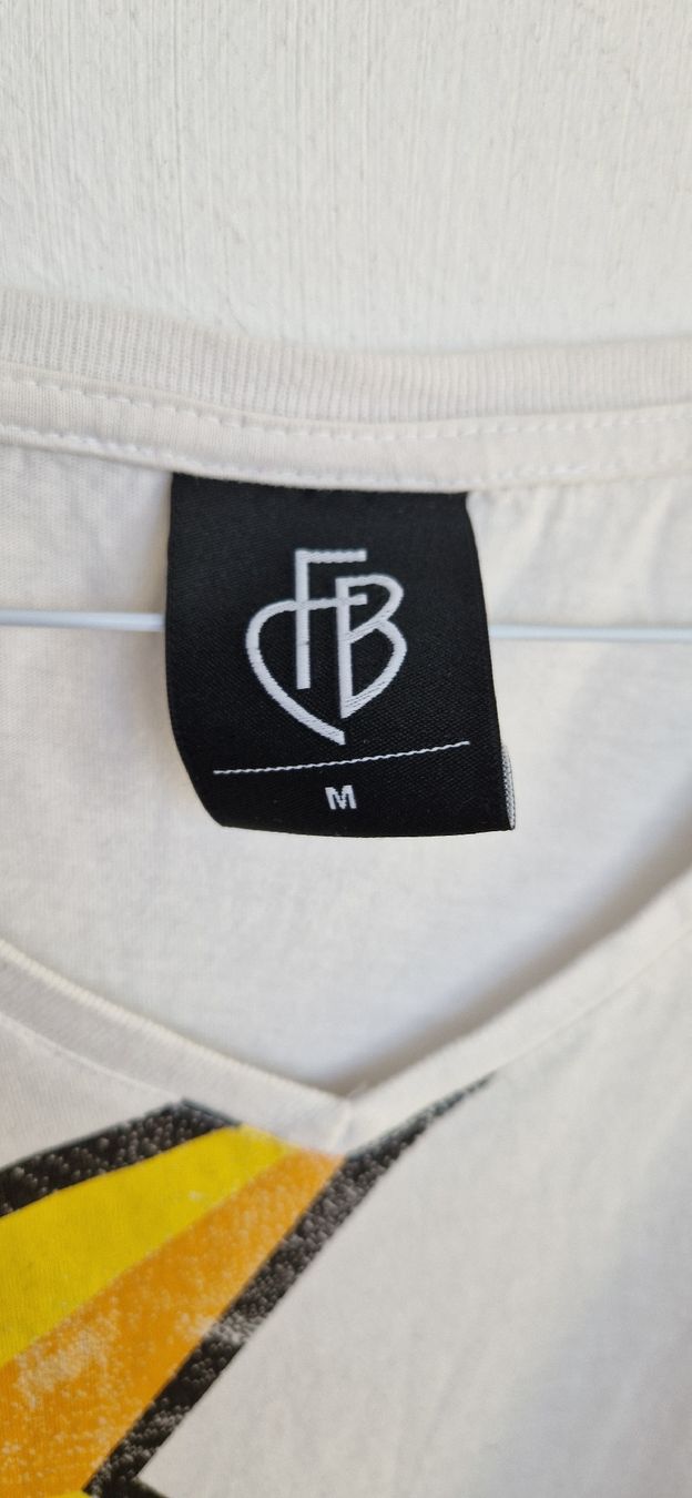 FC Basel T-shirt: FC Basel T-Shirt – Usato da Olten venduto da hinterhof.olten 2