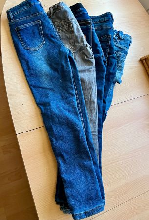 5 Paar Jeans - 134 / 140 - Thermo & Normale Jeans