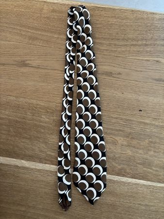 Herren Globus Seidenkrawatte, 70-er Style!