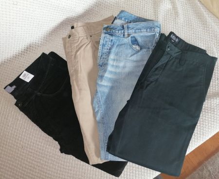 4 Paar '90 er Manchester/Cord/Chino/Jeans  Gr. M