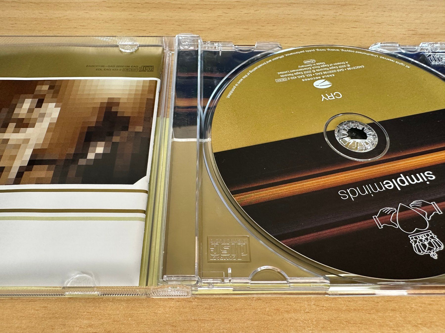CD: Simple Minds – Cry – Usato da Rikon im Tösstal venduto da Alpenmutz 2