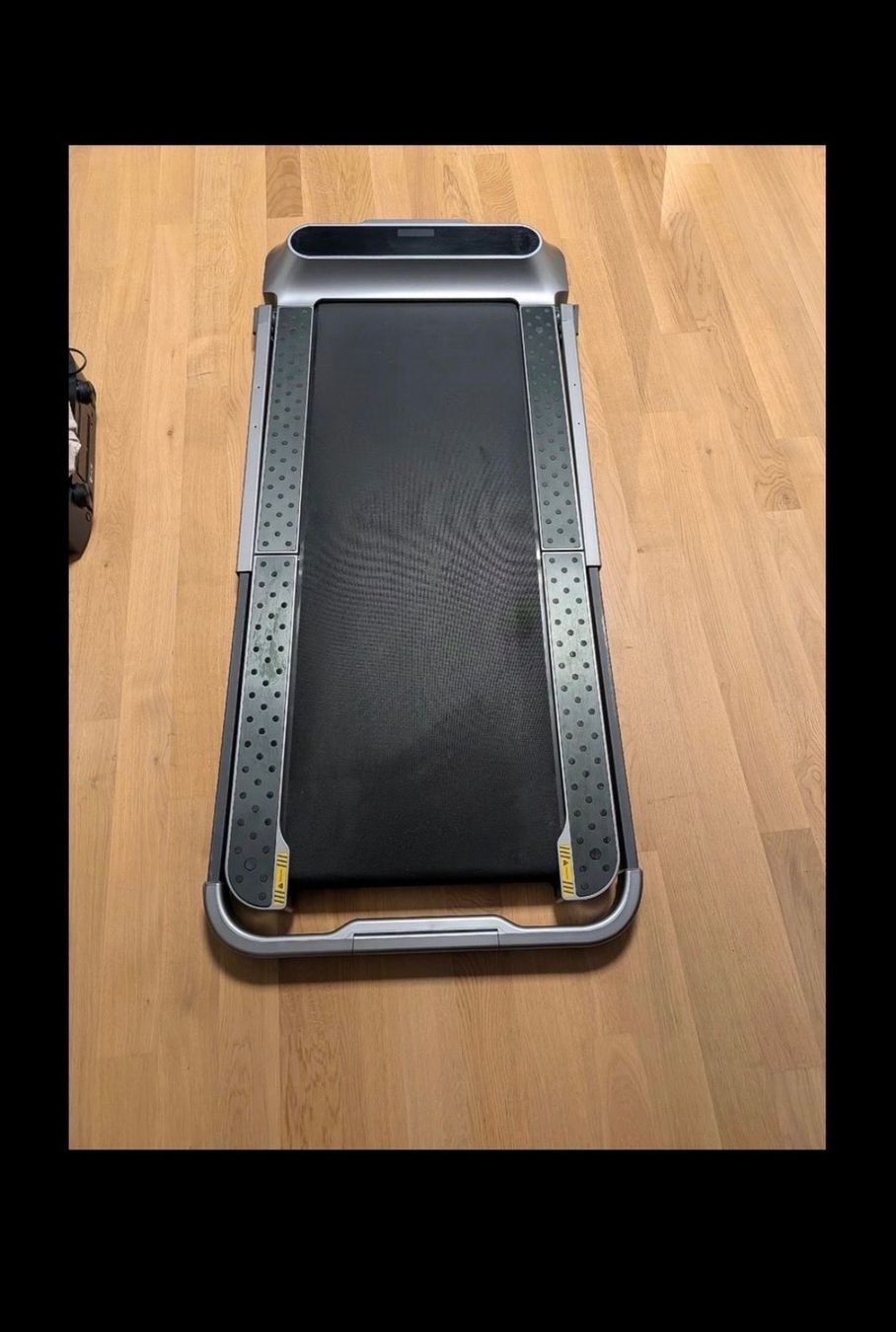 Kingsmith Hometrainer: Kingsmith Walking Pad R2 (mit 2 Mängeln) – Usato da Langenthal venduto da beli-1980
