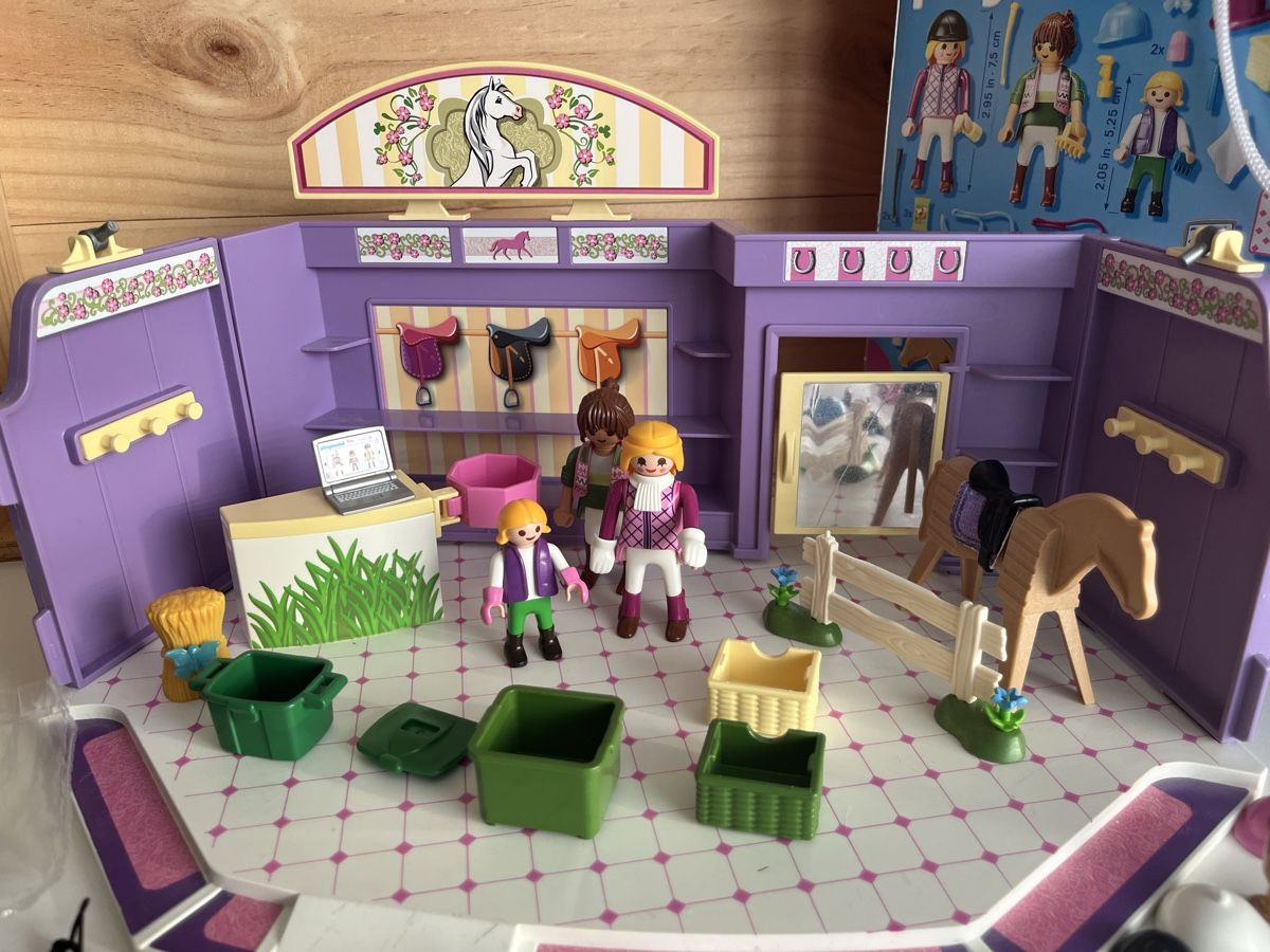 Playmobil Giocattoli: Playmobil 9401 – Usato da Oberwil b. Zug venduto da Olliewa