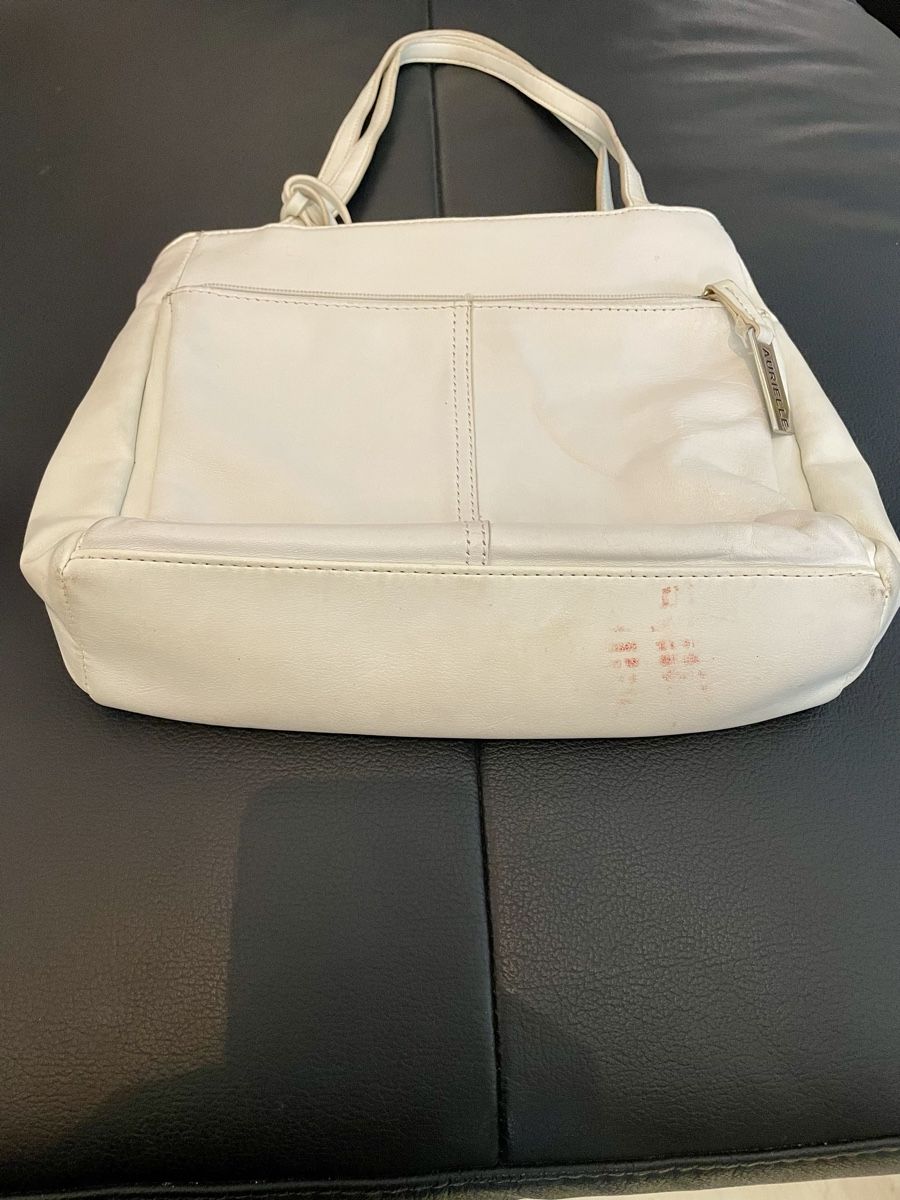 Borse da donna: AURÉLIE Ledertasche Handtasche Weisse – Usato da Zürich venduto da MarciaBraz 9