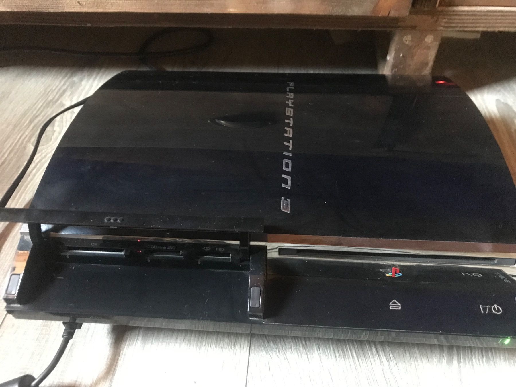 Sony Console: PlayStation 3 mit 2 Wireless Controller einer ist Neu – Usato da Opfikon venduto da Sonnenuntergang12 1