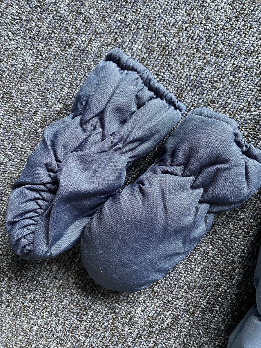 Lotti di vestiti: Tom tailor skihose Gr. 68 + 2 paar Handschuhe – Nuovo (secondo la descrizione) da Derendingen venduto da ros_9jmc 3