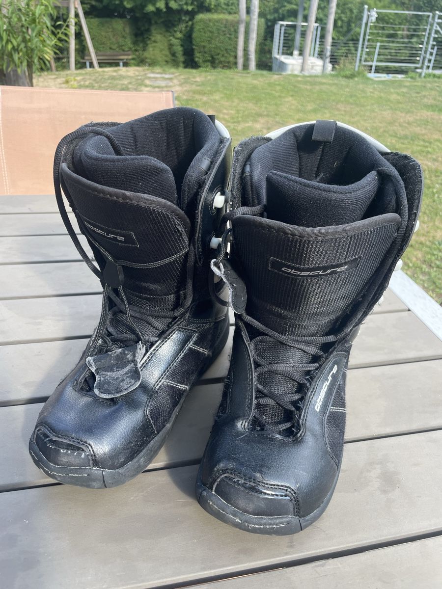 Chaussures hommes: Snowboardschuhe Grösse 39 – D'occasion à Fällanden par adi_r9xb