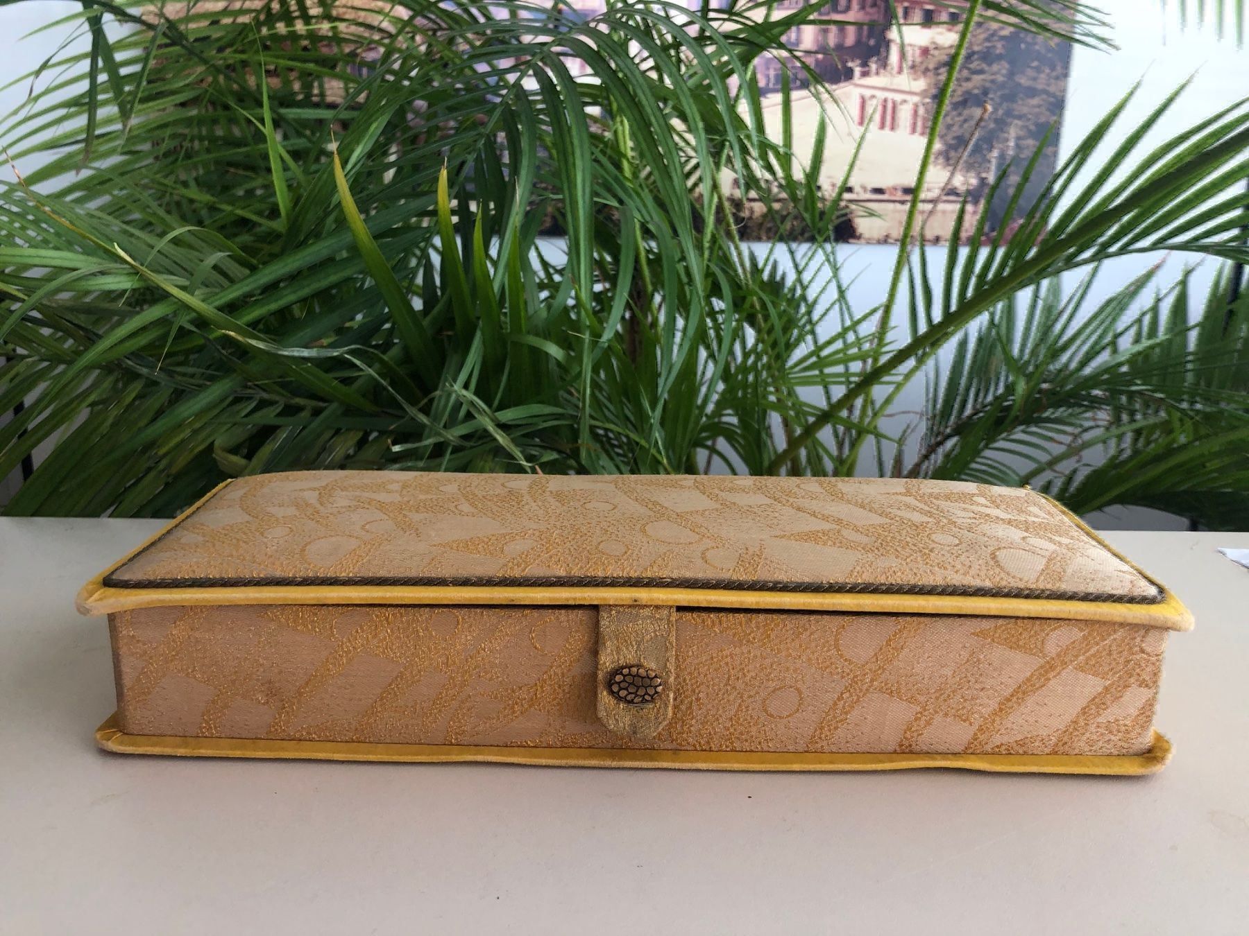 Barattoli: Handschuhbox aus den 50er Jahren – Usato da Brügg BE venduto da doppelsalchow 1
