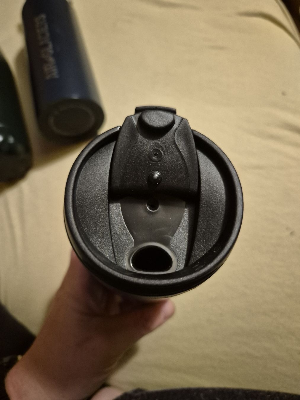 Borracce & Thermos: 4 Trinkflaschen & Becher, u.a. von Tupperware – Usato da Mürren venduto da daniela_sch_96 3
