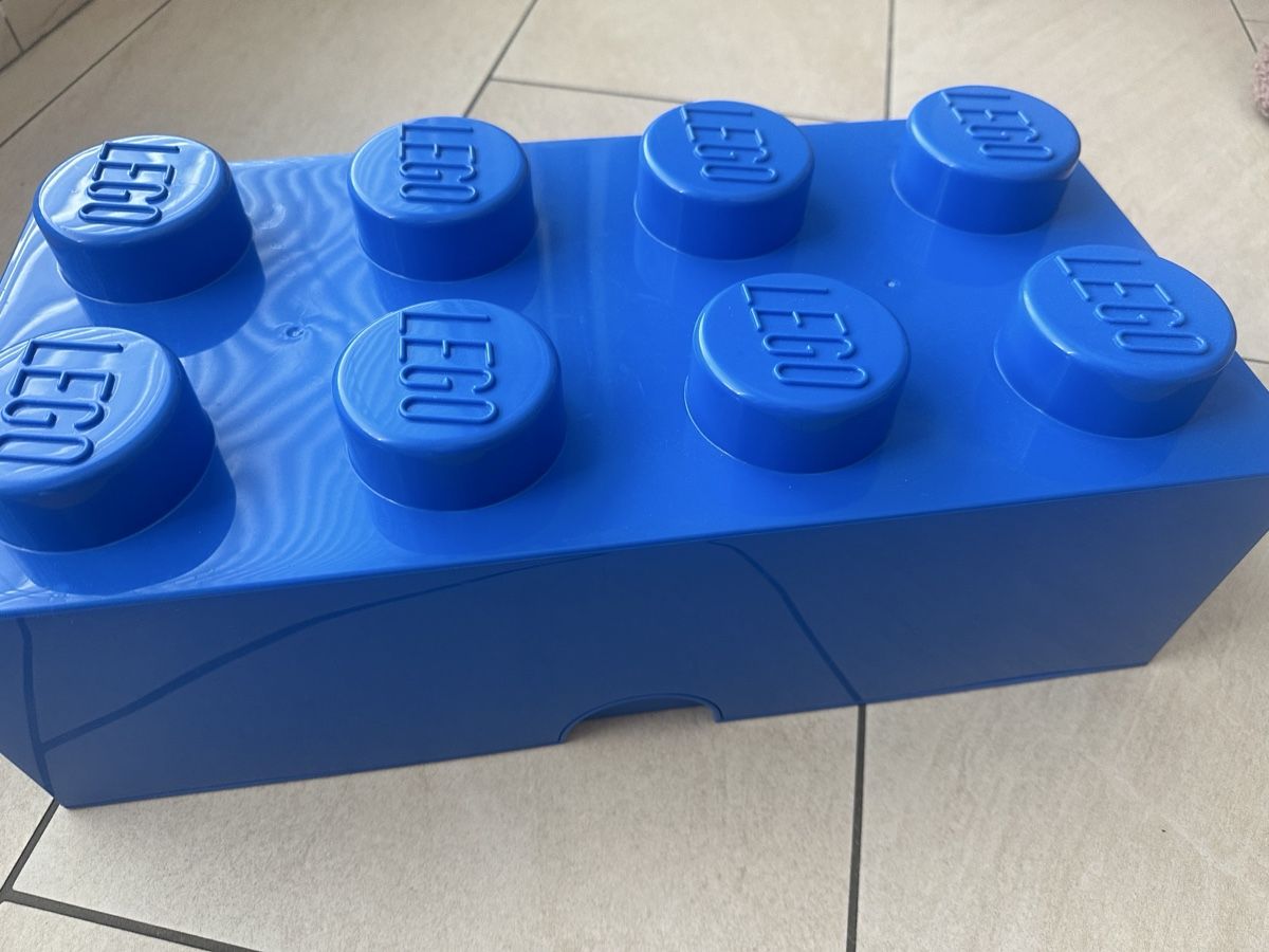 Altro in Decorazioni & Accessori: LEGO Storage Brick Box Blue used – Usato da Laufen venduto da krissym
