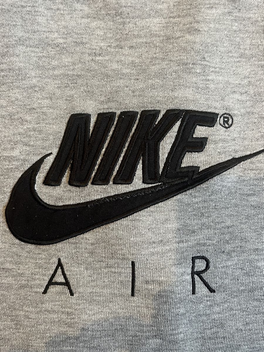 Nike Pullover & Sweatshirts: Vintage Nike Air Sweatshirt – Gebraucht aus Samedan von K7kgh 5