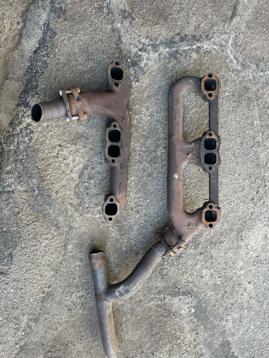 Chevrolet Sistemi di scarico: Collecteurs V8 Chevrolet  – Usato da Bevaix venduto da Deymeca