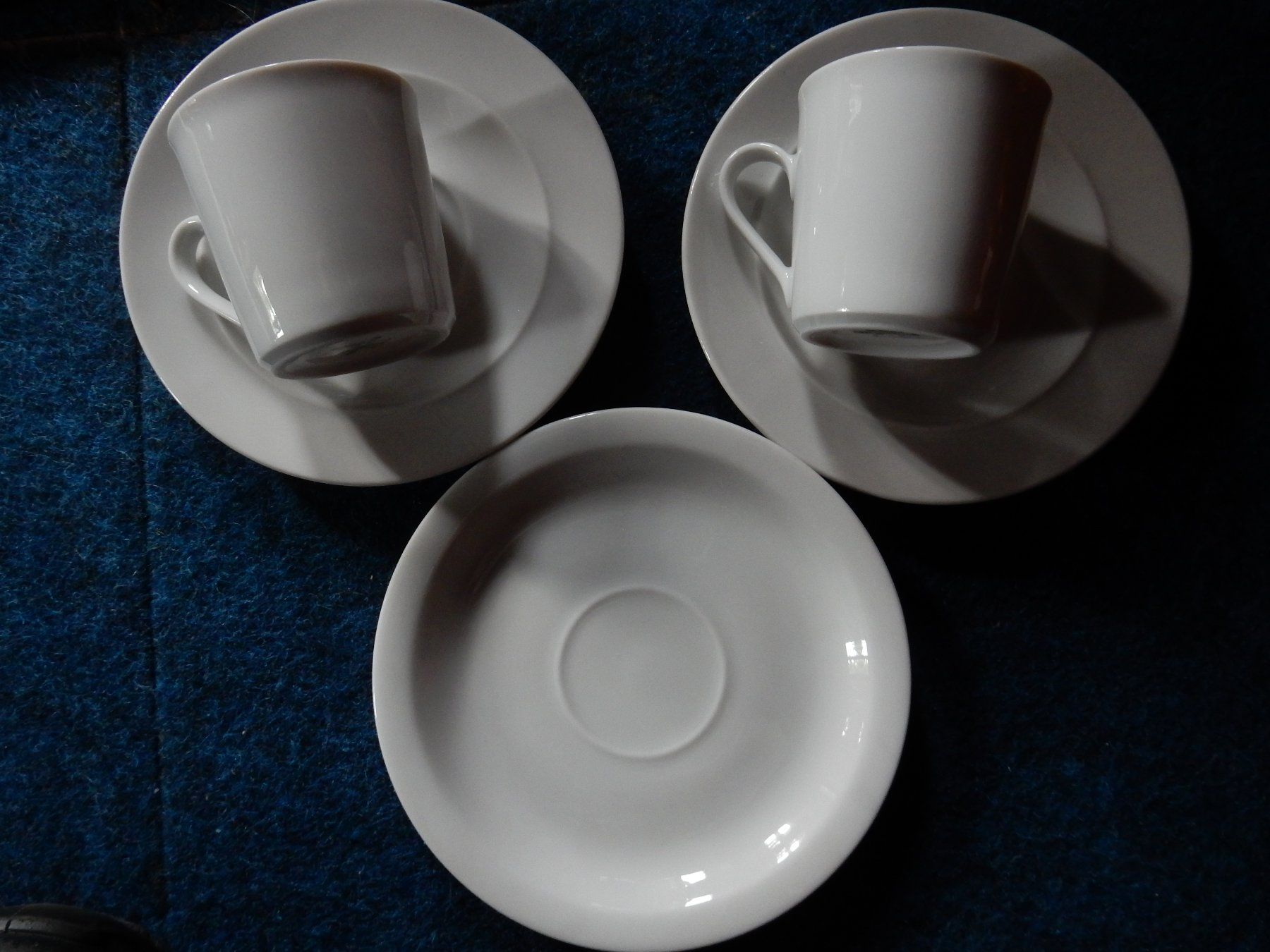 Winterling Set di piatti: 2 Espresso Tassen mit Unterteller 'Winterling' + 1 Teller – Usato da Jona venduto da simongarden