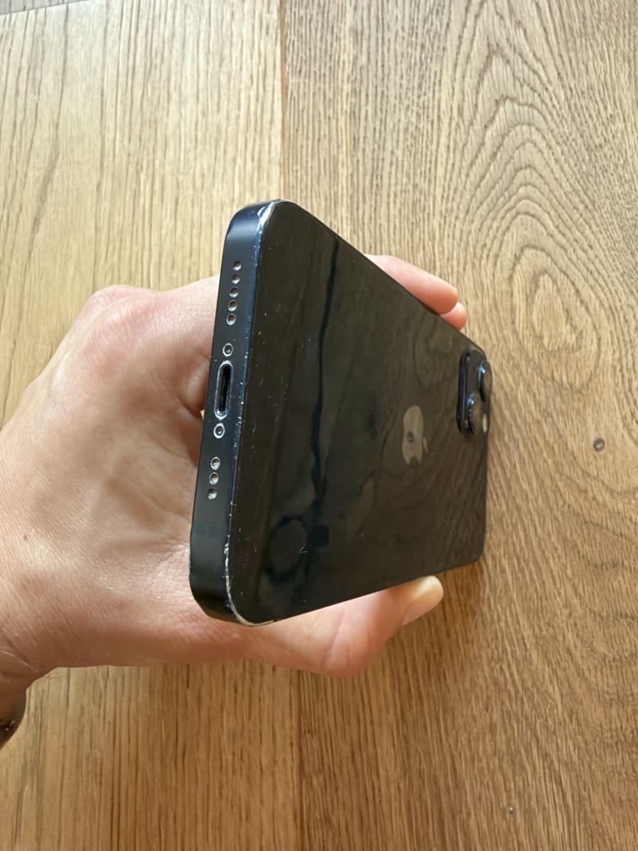 Apple Telefoni cellulari / Smartphones: Iphone 13, Midnight, 128 GB – Usato da Rümlang venduto da Snejser 5