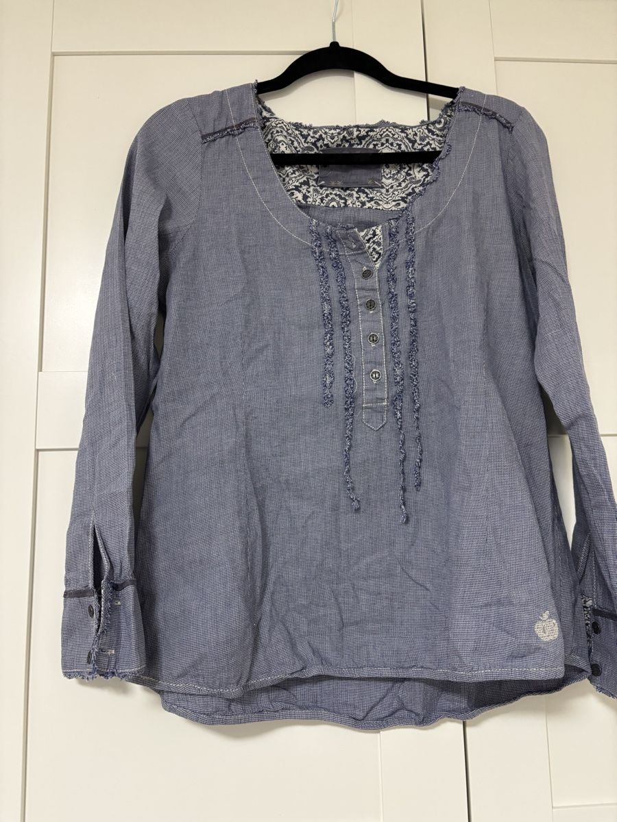 Blusen: Bluse, Grösse M, blau-weiss – Gebraucht aus Fribourg von SaskiaD.