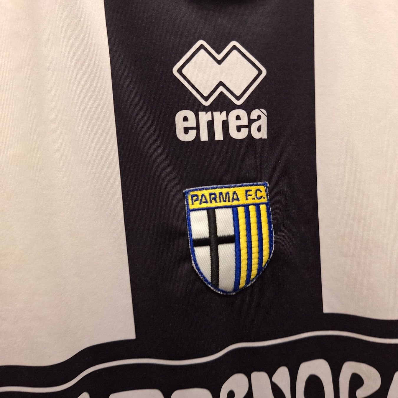 Canottiere & Pantaloni: Errea Ac Parma Calcio Home 2005-2006 – Usato da Bellinzona venduto da LA-ropa-de-Juan 2