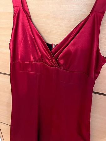 Vendo abito festivo rosso