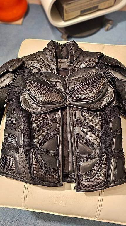Costumi: BATMAN DARK KNIGHT - Costume professionale Universal Design  – Usato da Coldrerio venduto da Dante_Channel 1