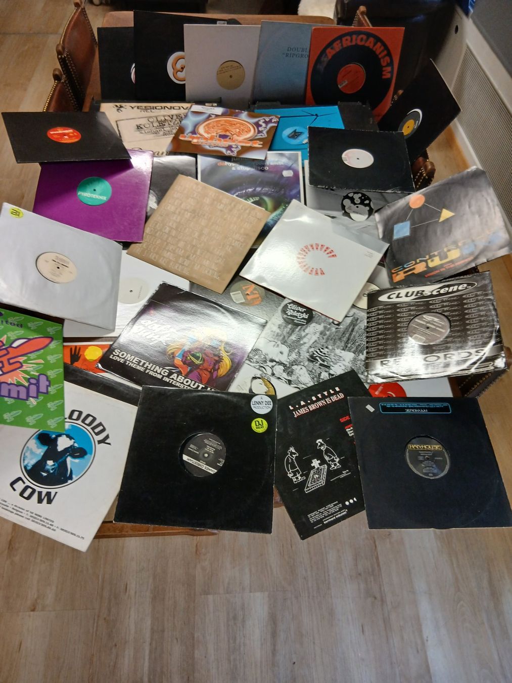 Schallplatten: 35 Schallplatten House, Techno, Elektro etc. – Gebraucht aus Wängi von Max64