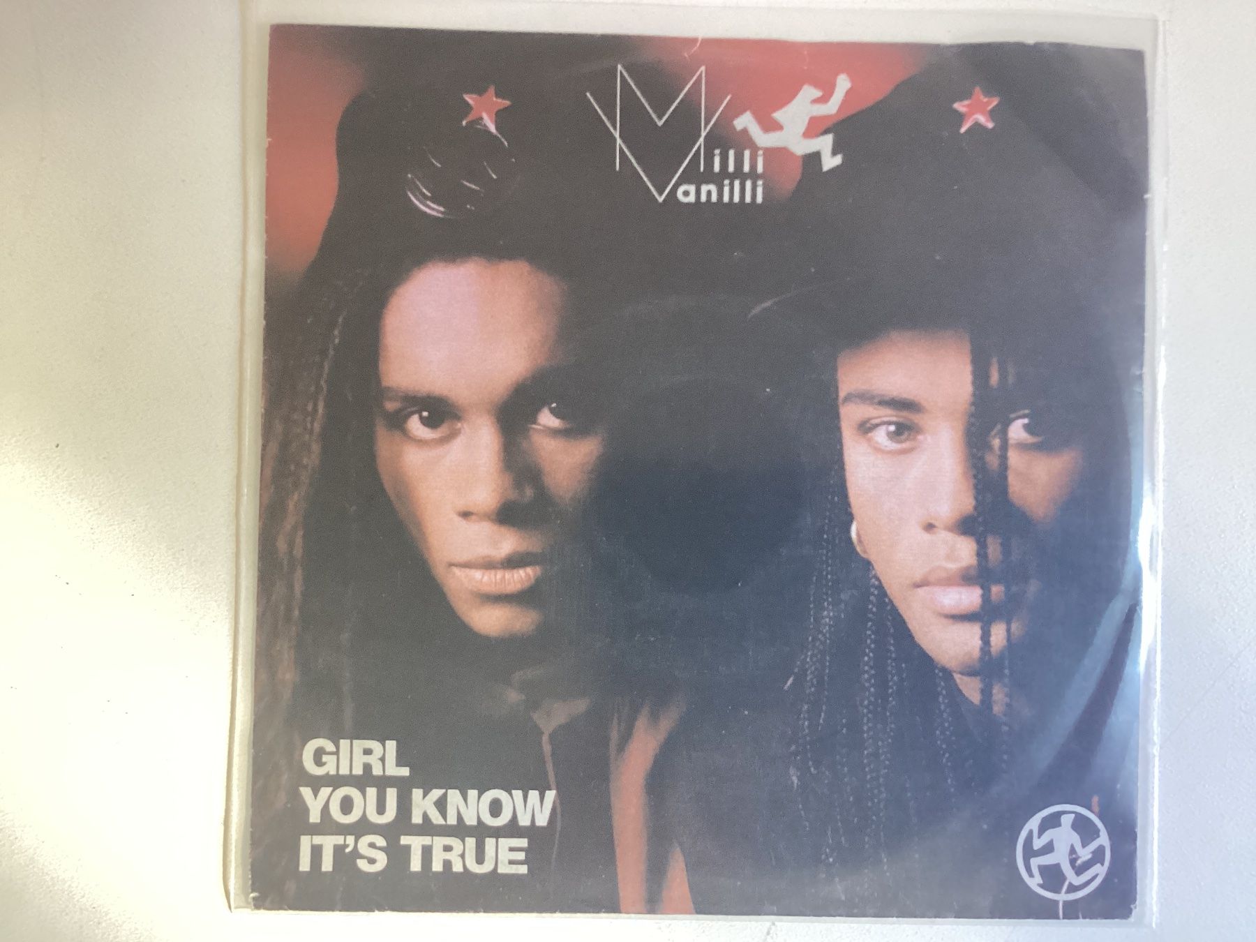Schallplatten: Milli Vanilli Single - Girl You Know It’s True – Gebraucht aus Gutenswil von Hamzian
