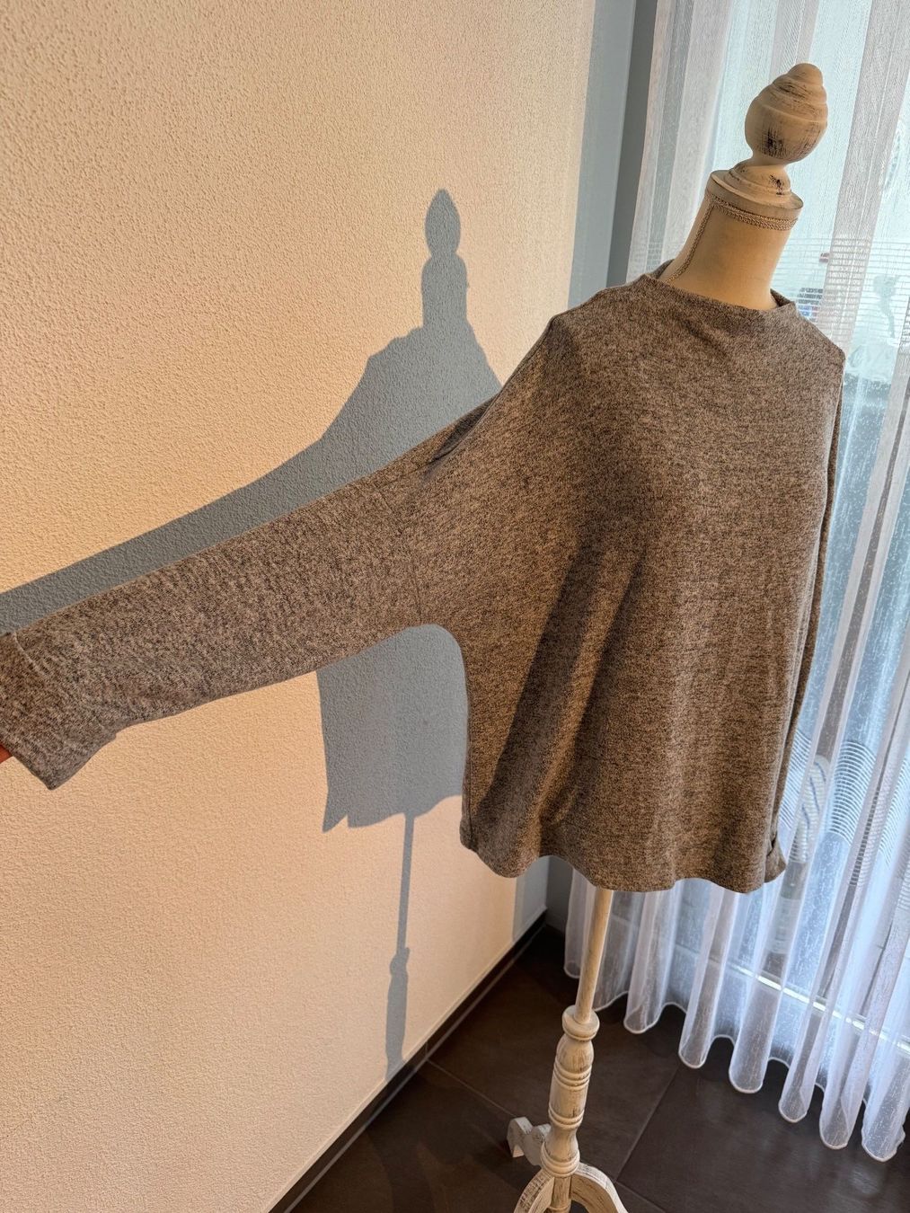 H&M Maglioni & Felpe: Damenpullover, Grösse L, ideal für den Herbst – Usato da Zug venduto da azr_gst2 2