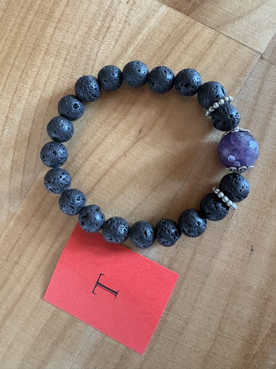Bracciali & Braccialetti: Armkette mit Lava und Amethyst – Usato da Rümlang venduto da baselsale1
