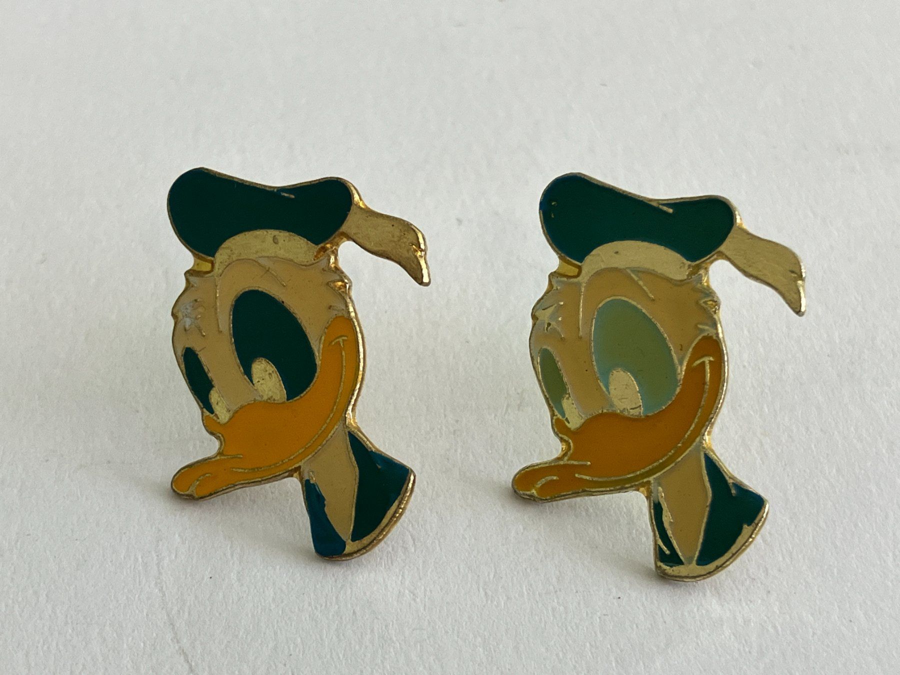Plaquettes & Badges: 2 Pin Donald Duck – D'occasion à Basel par djwwpp