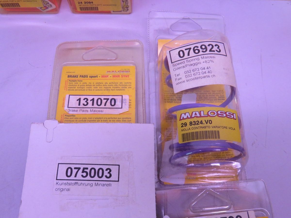 Tutti i ricambio per moto: Assorted Scooter Parts Lot New Condition – Nuovo e nell'imballaggio originale da Elsau venduto da MANWITHVAN 9