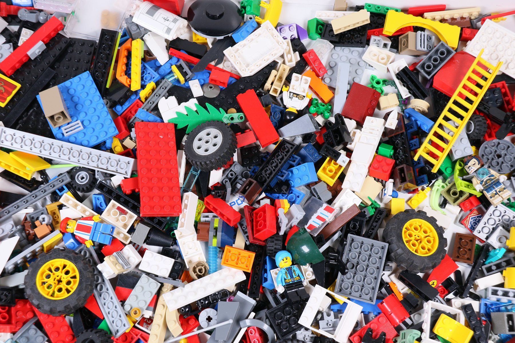 Lego Kit di costruzioni: 1.5 kg. Legoteile mit Minifiguren – Usato da Hettlingen venduto da Scholi99 2