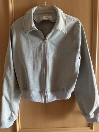 Schöne Jeansjacke kurz