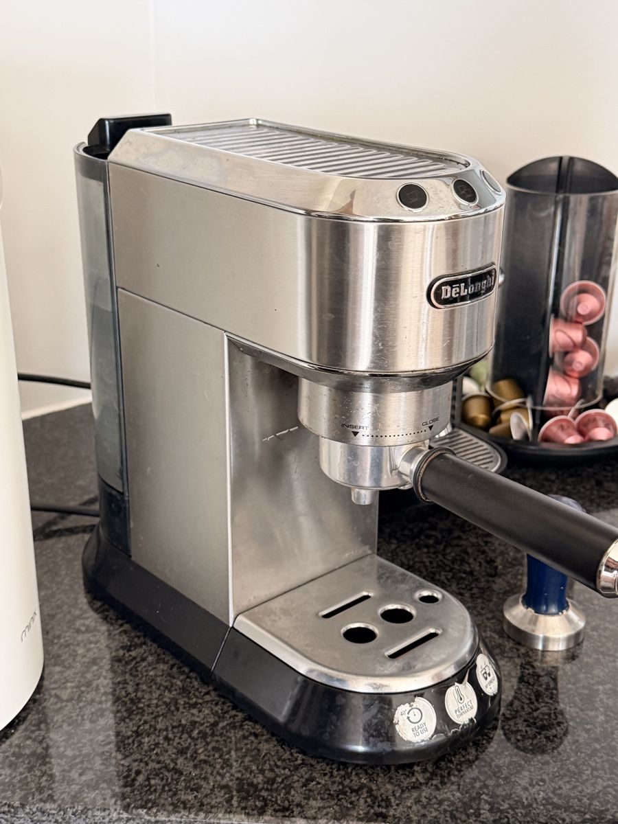 De'Longhi Machines à café & Machines à expresso: Delonghi dedica - espresso machine – D'occasion à Rolle par Lili1234567890 4