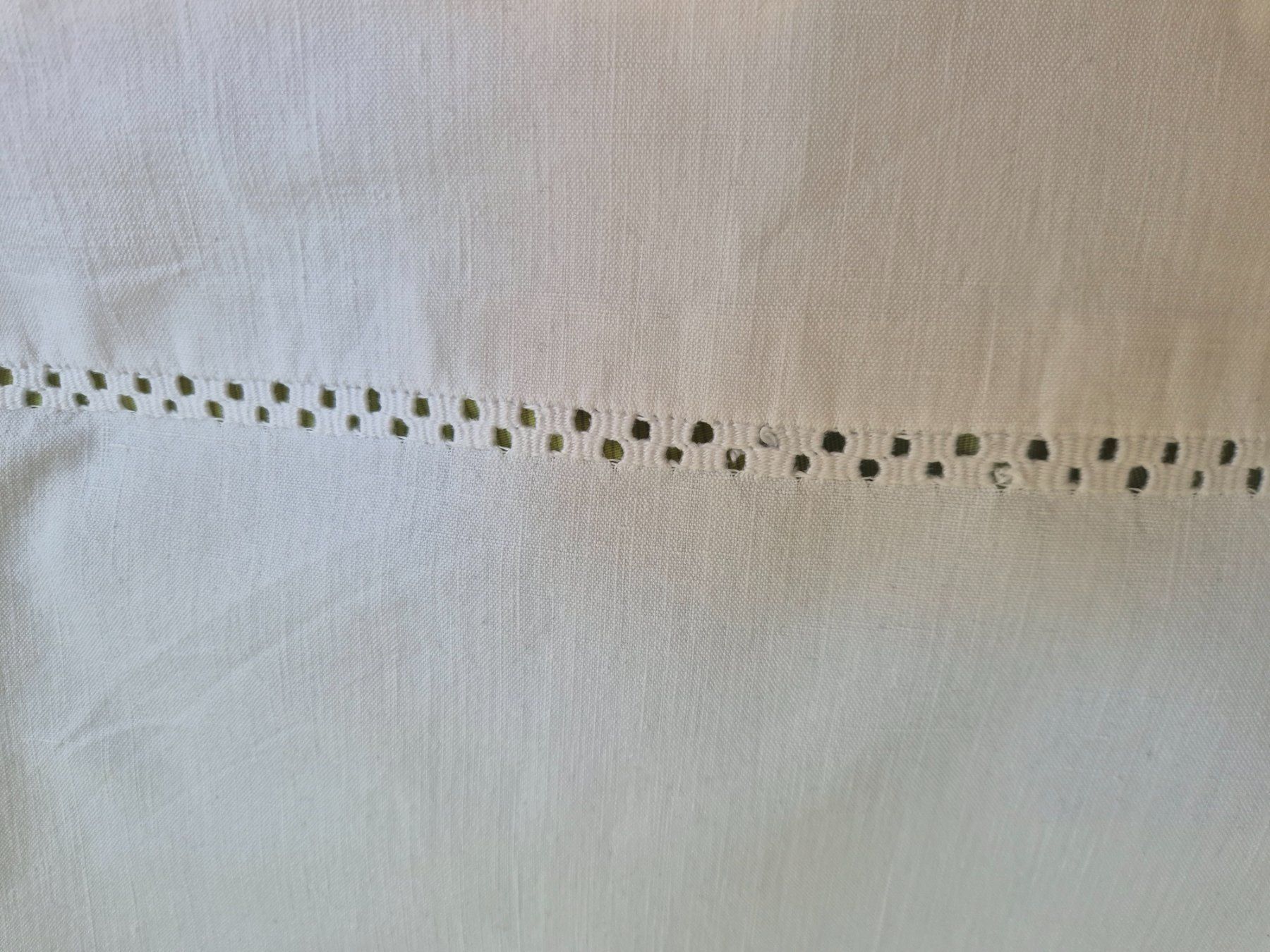 Biancheria da letto: Grose antikes Leinen Leintuch mit Monogramm "IE" bestickt – Usato da Bern venduto da aronari 2