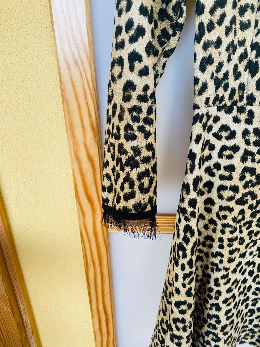 Zara Vestiti: Magnifique robe Zara basic neuf Envoi possible/Versand mögli – Nuovo (secondo la descrizione) da Belmont-sur-Lausanne venduto da chu_vxf5 2
