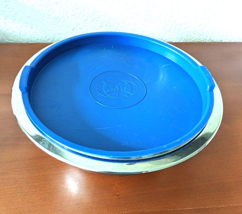 Ciotole: edle Servierschale von AMC 27 cm mit Deckel – Usato da Uetikon am See venduto da Tomarrani 1