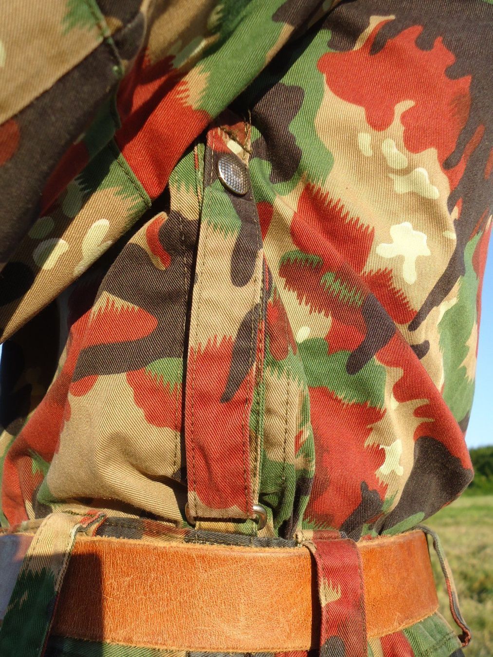 Sonstiges zu Militär: Schweizer Armee Taz 83 Jacke Grösse 52 – Gebraucht aus Niederurnen von  4