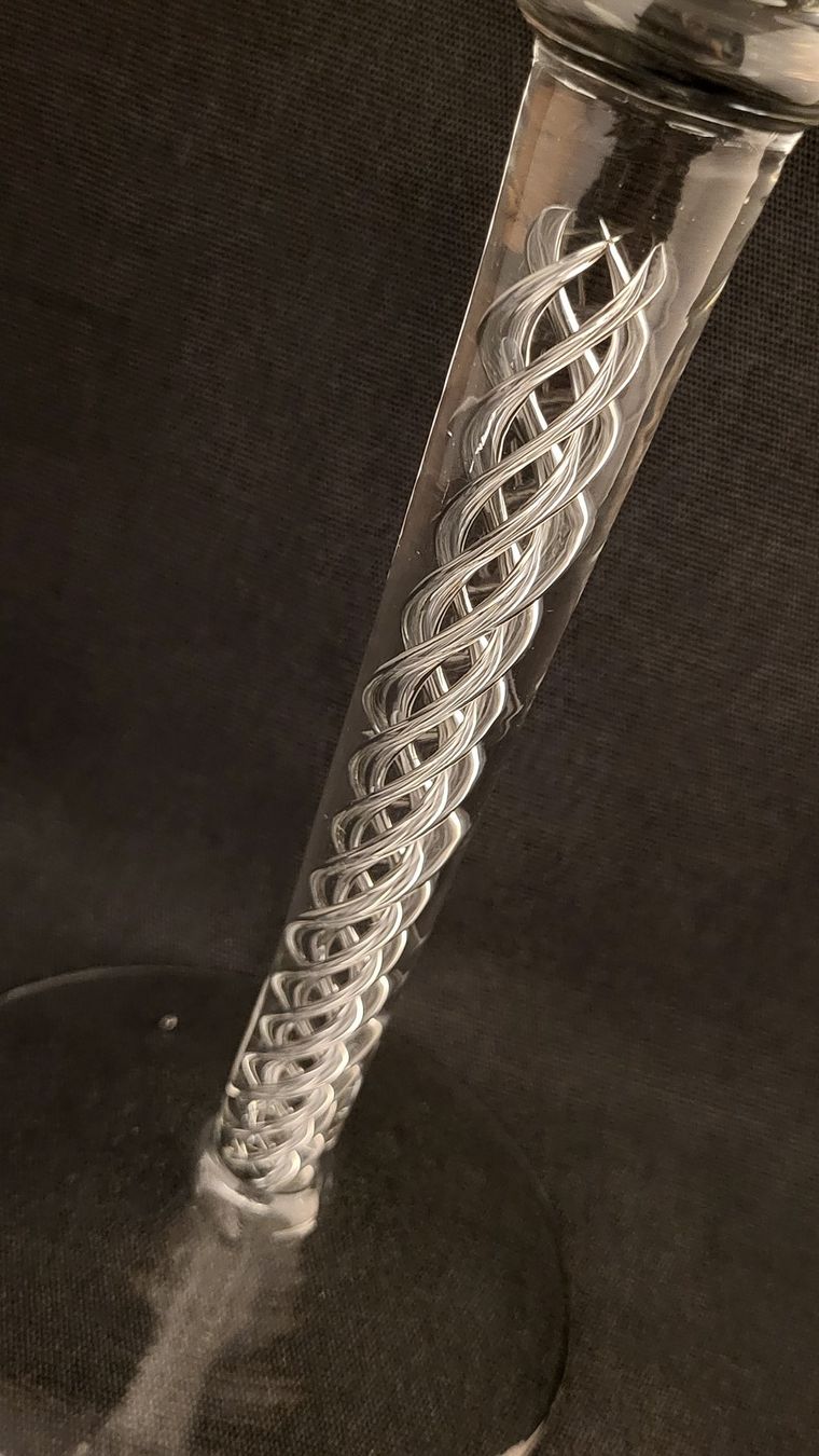 Bougeoirs: Glas-Kerzenständer mit Spirale – D'occasion à Basel par spinne02 2