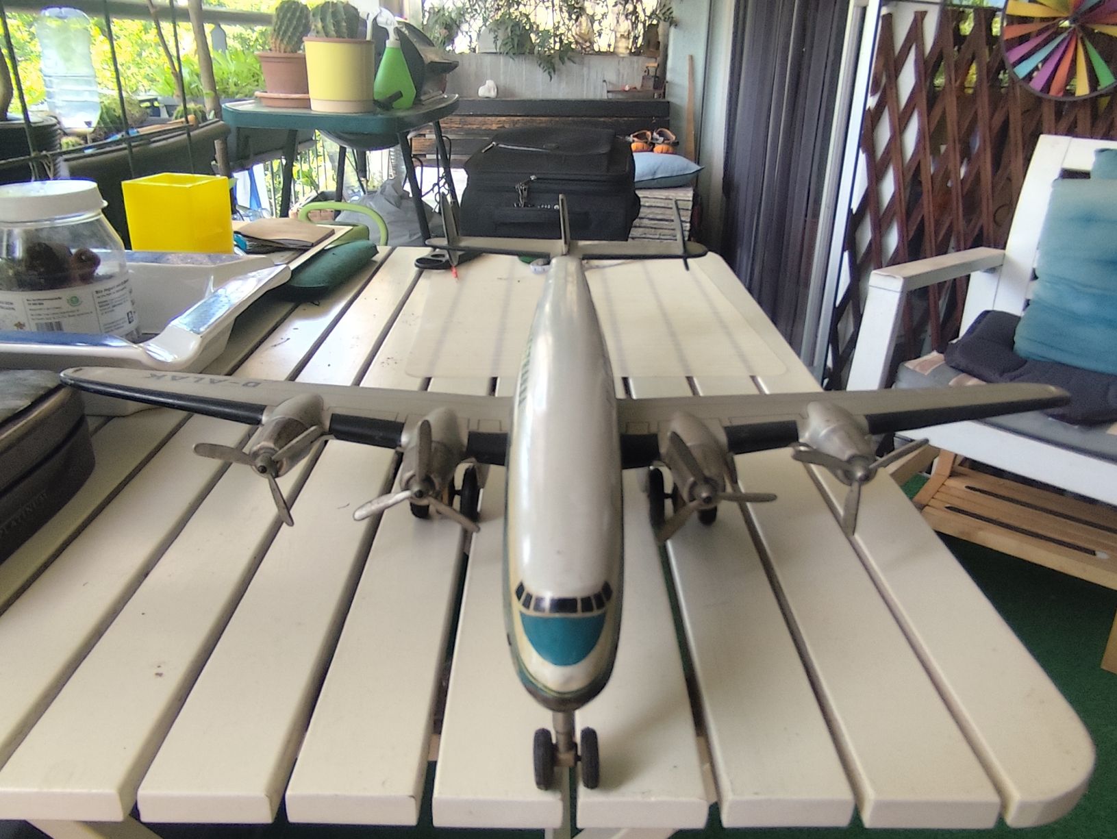 Lufthansa Modellbausätze & Standmodelle: 100 Jahre Lufthansa super Constellation blech Flieger – Gebraucht aus minusio von bierbrauer 1