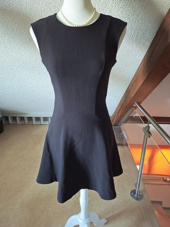 H&M Kleid, Grösse 36, Schwarz, Etuikleid